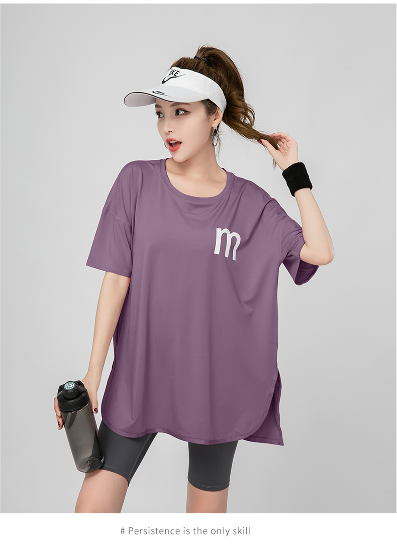 Tシャツ　レディーススポーツウェア シンプルロゴ ゆったりフィットTシャツ