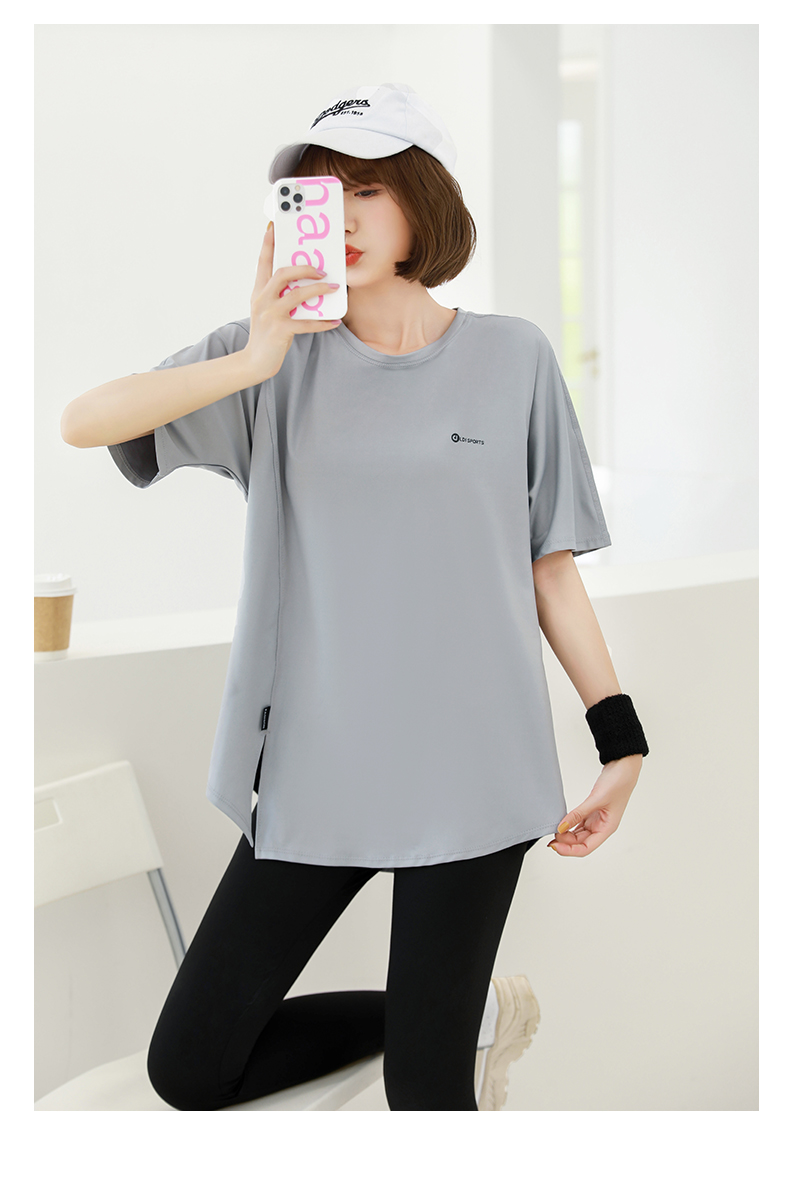 Tシャツ　レディーススポーツウェア リラックスシルエット ゆったりフィットＴシャツ