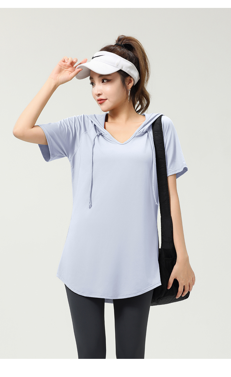 Tシャツ　レディーススポーツウェア フード付きリラックスチュニック
