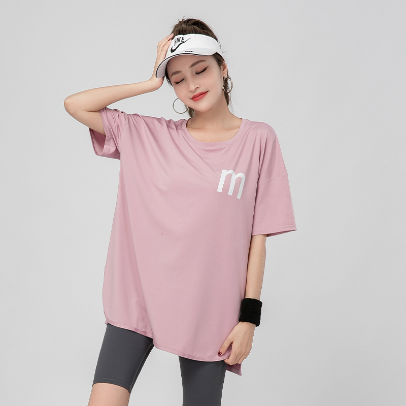 Tシャツ　レディーススポーツウェア シンプルロゴ ゆったりフィットTシャツ