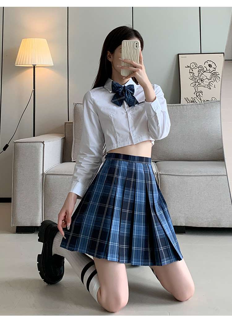 クラシカル制服風プリーツスカート