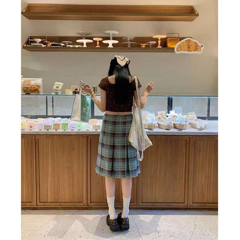 クラシカルチェックプリーツスカート