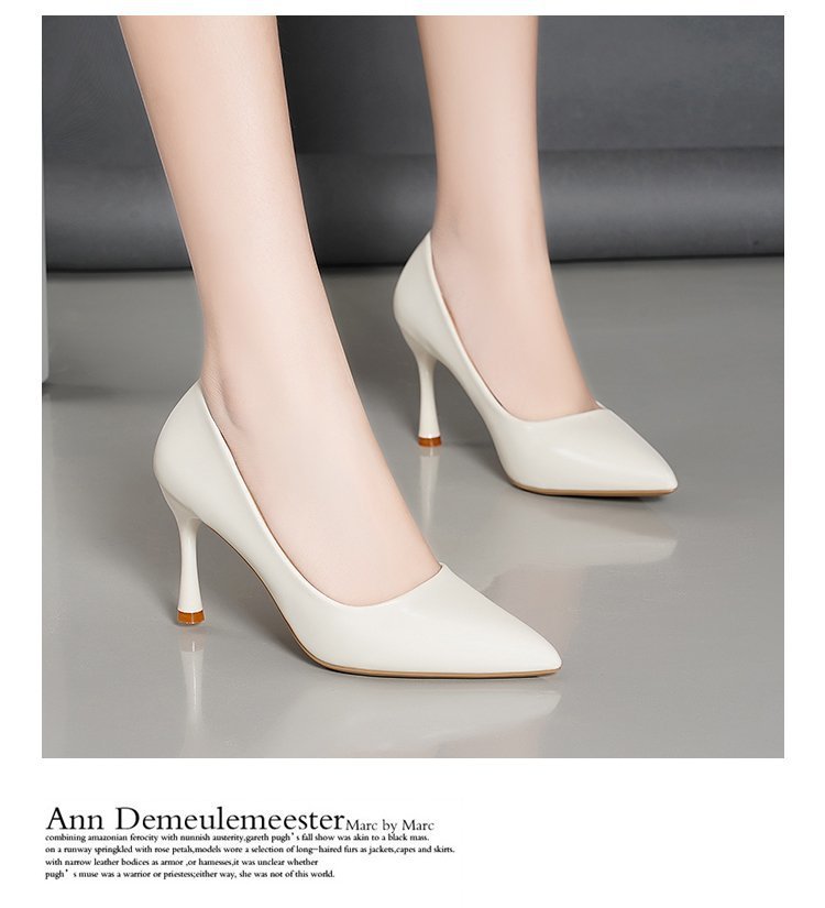 就活対応 美脚効果 先尖り走れるパンプス