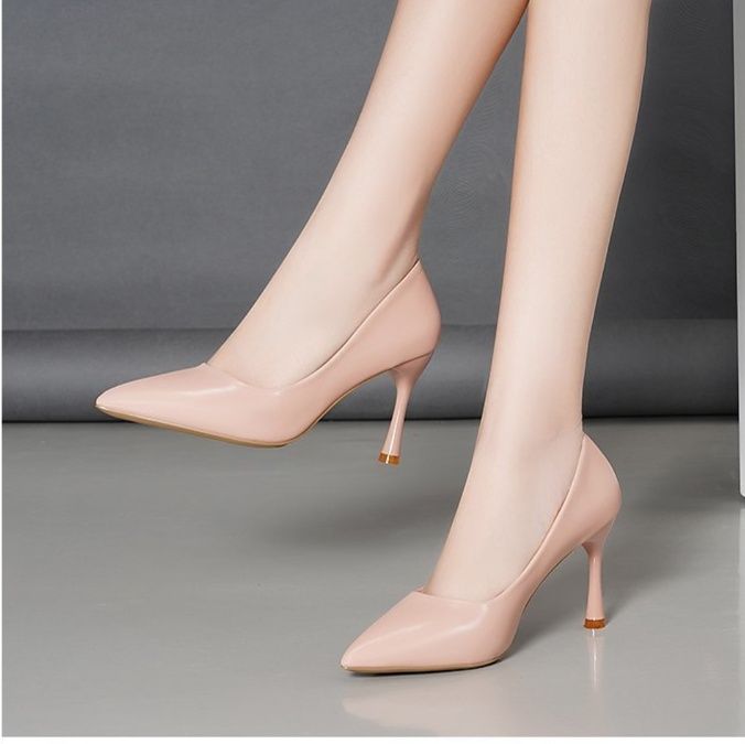 就活対応 美脚効果　走れるパンプス