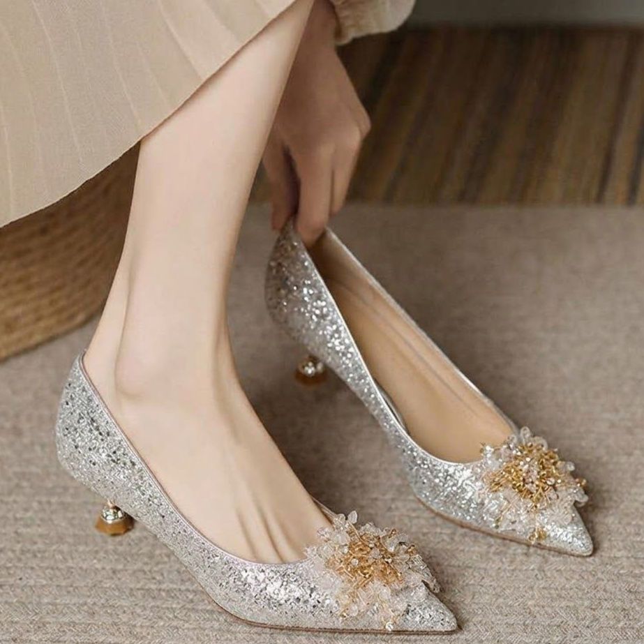 結婚式パンプス ゴールドラメ煌めき エレガントピンヒール