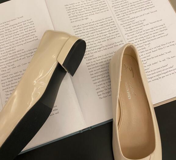 就活用レディース柔らかスクエアトゥパンプス