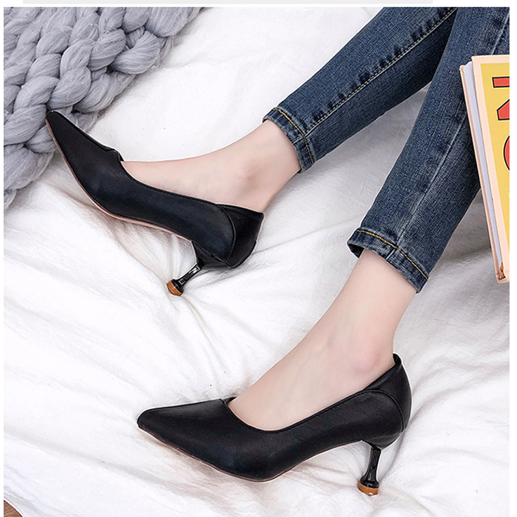 就活対応 かかと折り畳み式 二通り履き 尖頭 黒色パンプス