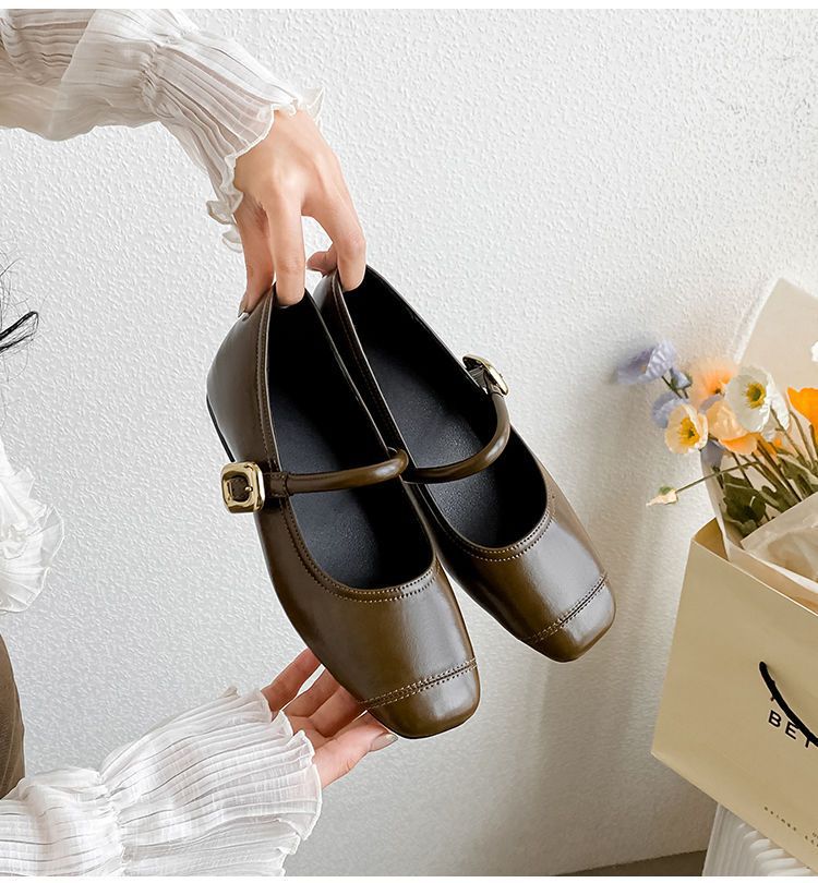 就活対応 黒革調パンプス ストラップ付き太ヒール 女性用