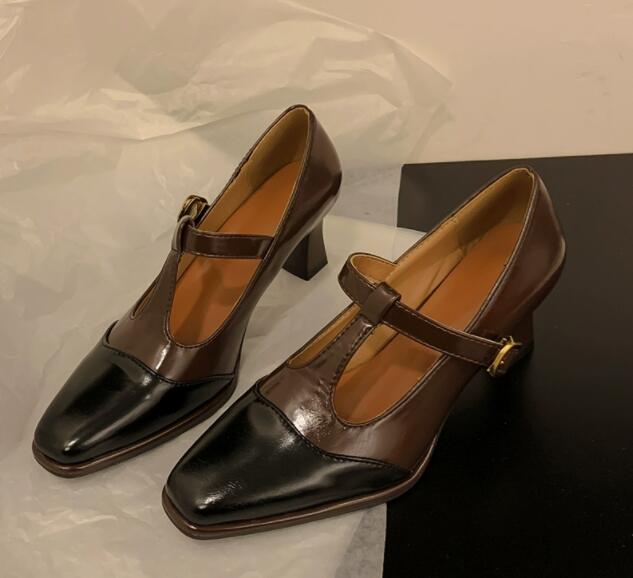 就活対応 尖り先革靴風メアリージェーン パンプス