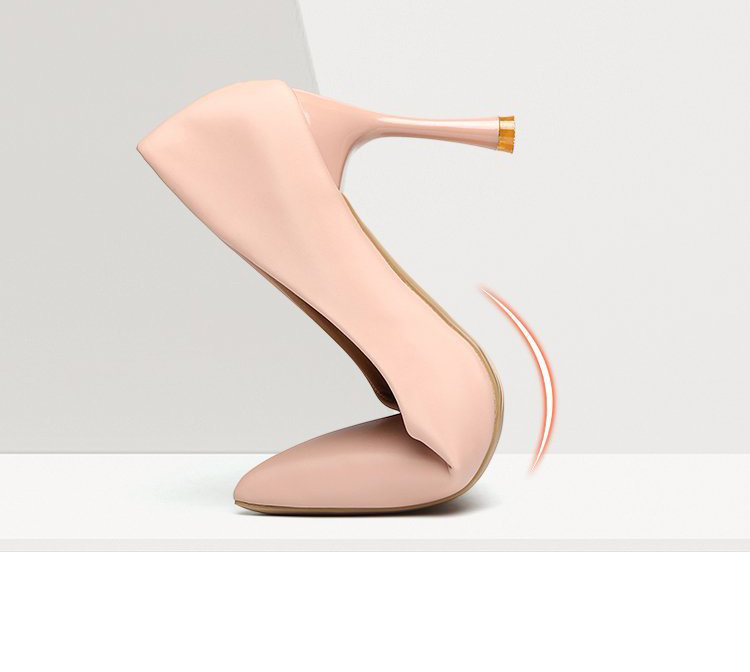 就活対応 美脚効果 先尖り走れるパンプス