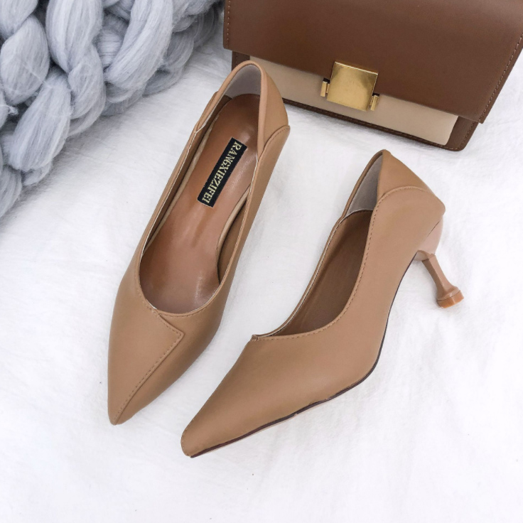 就活対応 かかと折り畳み式 二通り履き 尖頭 黒色パンプス