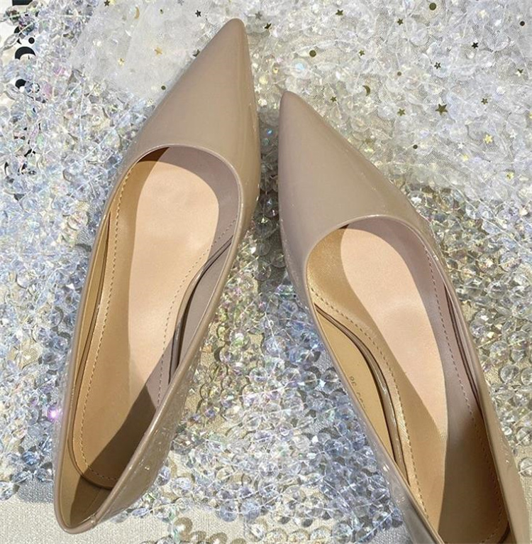 就活対応 低ヒール三センチ 尖り先パンプス 春秋レディース靴