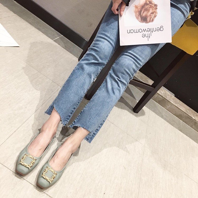 https://fulmo-img-server.com/pumpti/e3cb0210-2b3e-440a-bbaa-9e4b73c45014.jpg