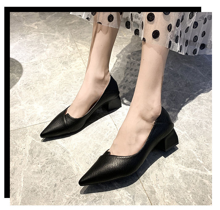 パンプス 就活対応 二通り履き 太めヒール とがり先 美脚 靴