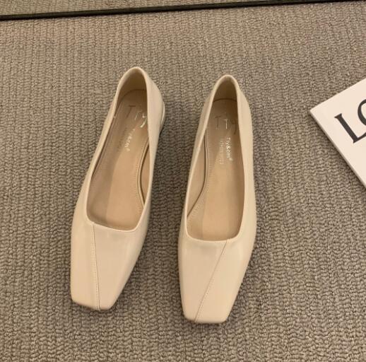 就活用レディース柔らかスクエアトゥパンプス