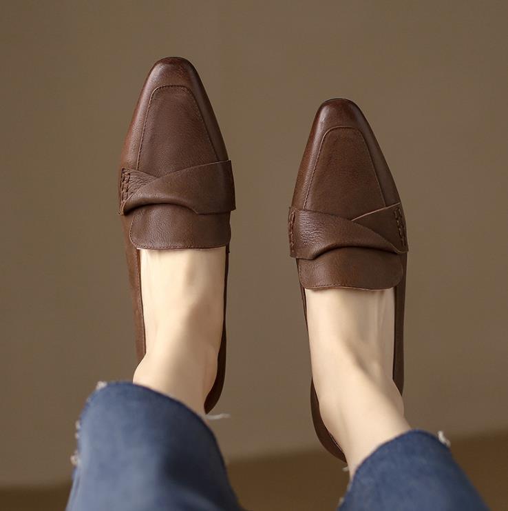 パンプス 就活対応 通年使用可能 尖頭低跟淑女靴 黒茶色展開