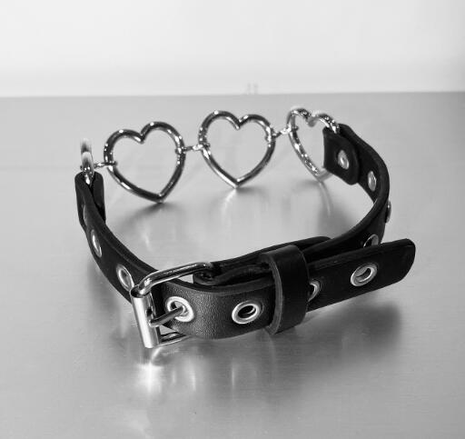 https://fulmo-img-server.com/punkstyle/02836c4b-4899-4a8d-b153-807c4c2052a0.jpg