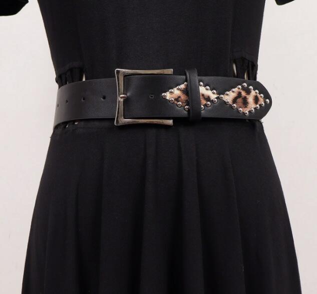 https://fulmo-img-server.com/punkstyle/0a73b48d-f70a-4957-9cd4-2f8f8db271f4.jpg
