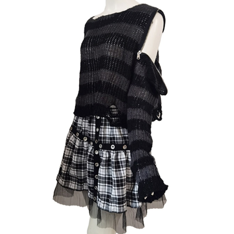 パンクファッション ダメージ加工ボーダーニットセーター