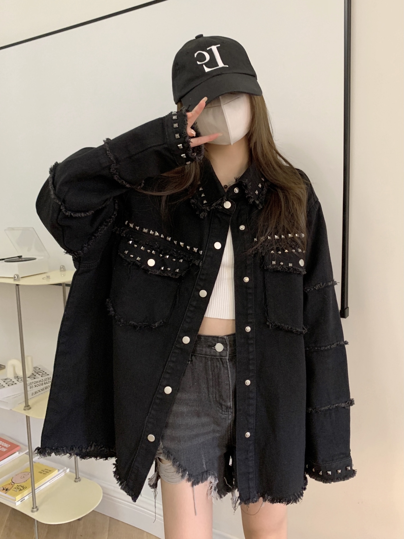 https://fulmo-img-server.com/punkstyle/1751696654572_xru3nx8p_4b9ff56m.jpg