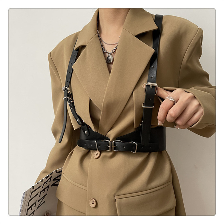 https://fulmo-img-server.com/punkstyle/5fb9491c-1327-4ef5-a30a-0ea39db083e6.jpg