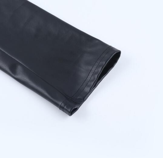 パンクファッション 黒革風スタッズ付きショート丈ジャケット