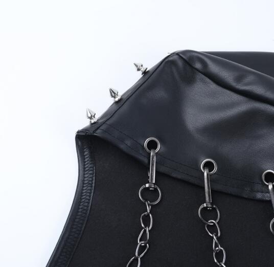 パンクファッション 黒革風スタッズ付きショート丈ジャケット