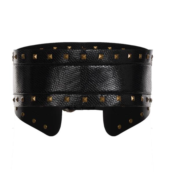 https://fulmo-img-server.com/punkstyle/c4267280-8a22-49fe-b667-54a690ad11d0.jpg
