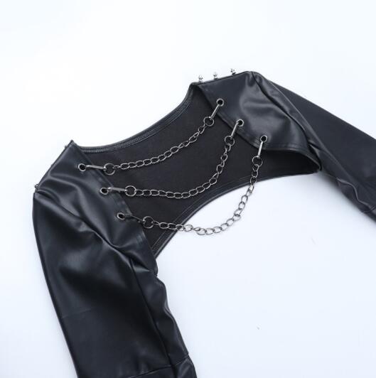 パンクファッション 黒革風スタッズ付きショート丈ジャケット