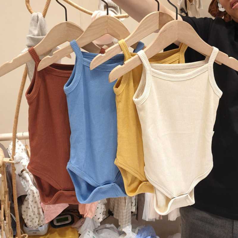 定番人気!赤ちゃんの肌に優しい茶色ロンパース10選