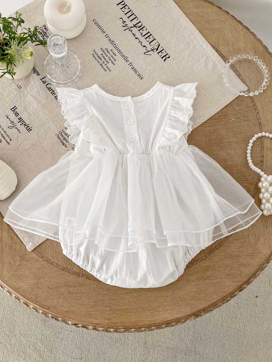 カジュアルから特別な日まで使える！ブラウスロンパースのおすすめ10選