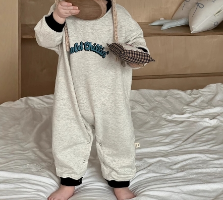 https://fulmo-img-server.com/purelybaby/3b1f8cc3-a537-4e55-8577-258009d13b97.jpg