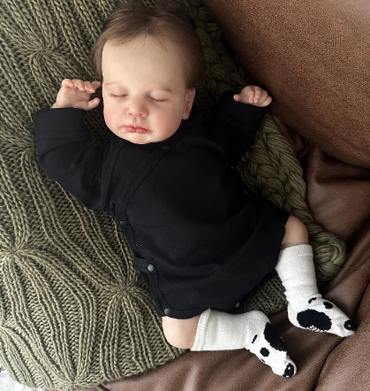 https://fulmo-img-server.com/purelybaby/432461e2-210b-43e8-b907-79c968937a0d.jpg