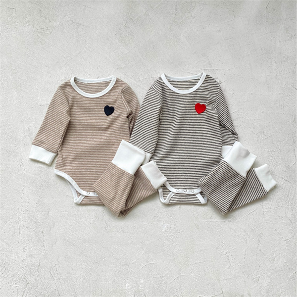 https://fulmo-img-server.com/purelybaby/62c3c0f4-116e-4258-8242-d659d1dce19d.jpg