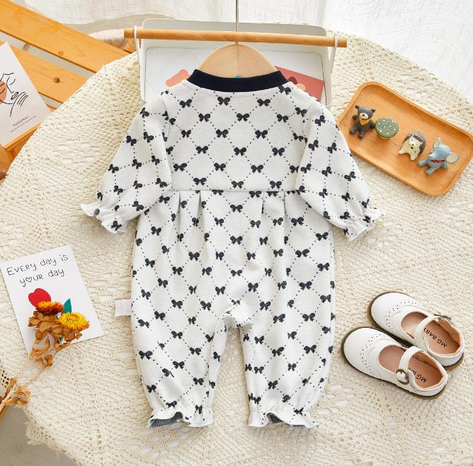 https://fulmo-img-server.com/purelybaby/937cf1d2-d0f3-4f4e-808a-d5c0e064b242.jpg