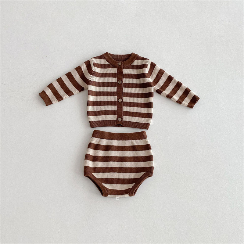 https://fulmo-img-server.com/purelybaby/a2b03e46-64da-4549-ac37-1fd1fa6fb692.jpg