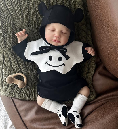 https://fulmo-img-server.com/purelybaby/afadbd4d-9025-459f-8b1a-a47e1fa28006.jpg