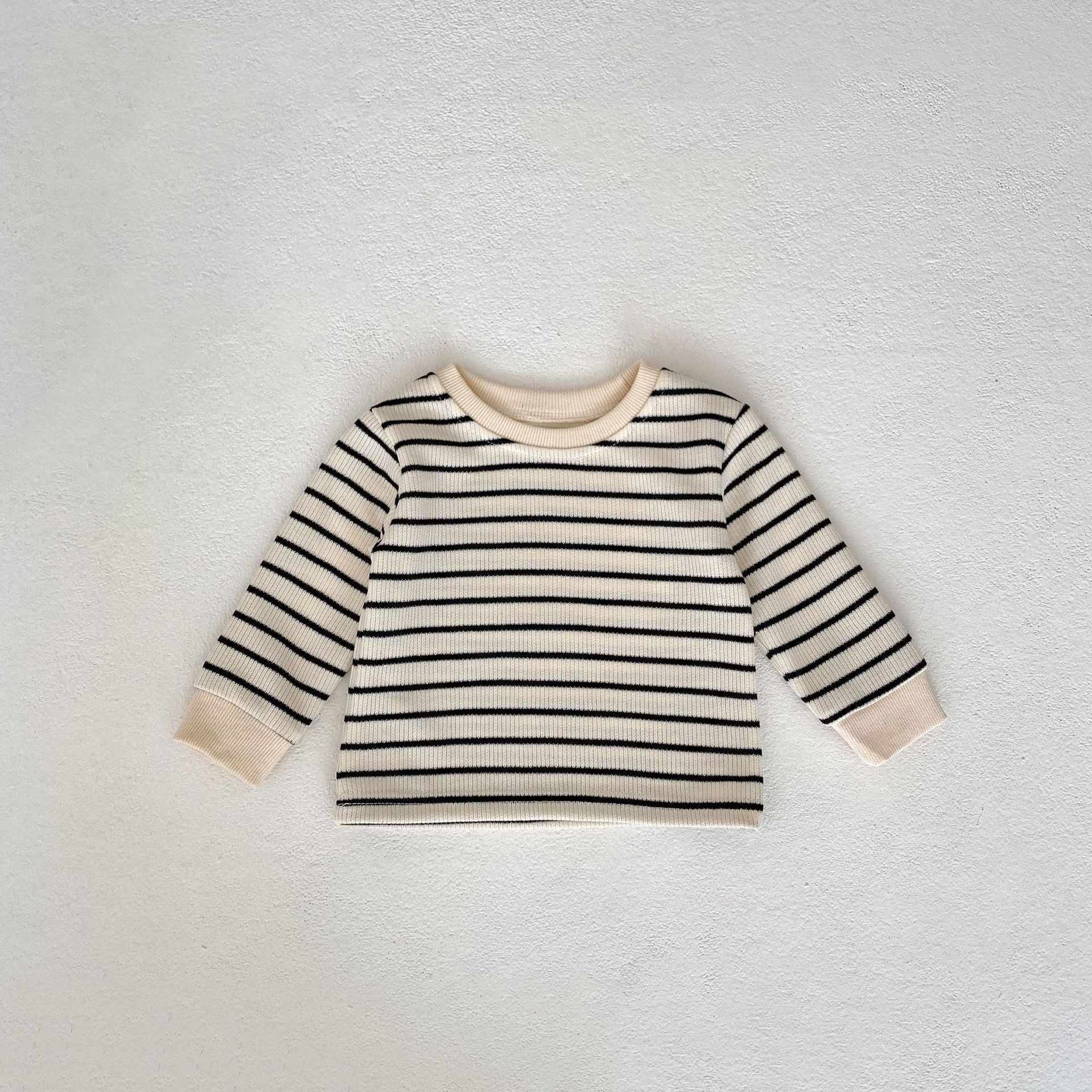 https://fulmo-img-server.com/purelybaby/b7980062-9433-495e-b697-3cec18f86888.jpg