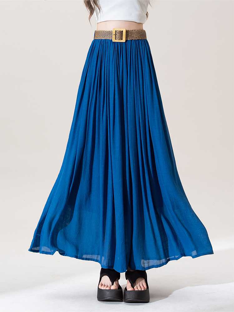 爽やかな印象で好感度アップ!ブルーのプリーツスカートで叶える知的美人スタイルおすすめ5選