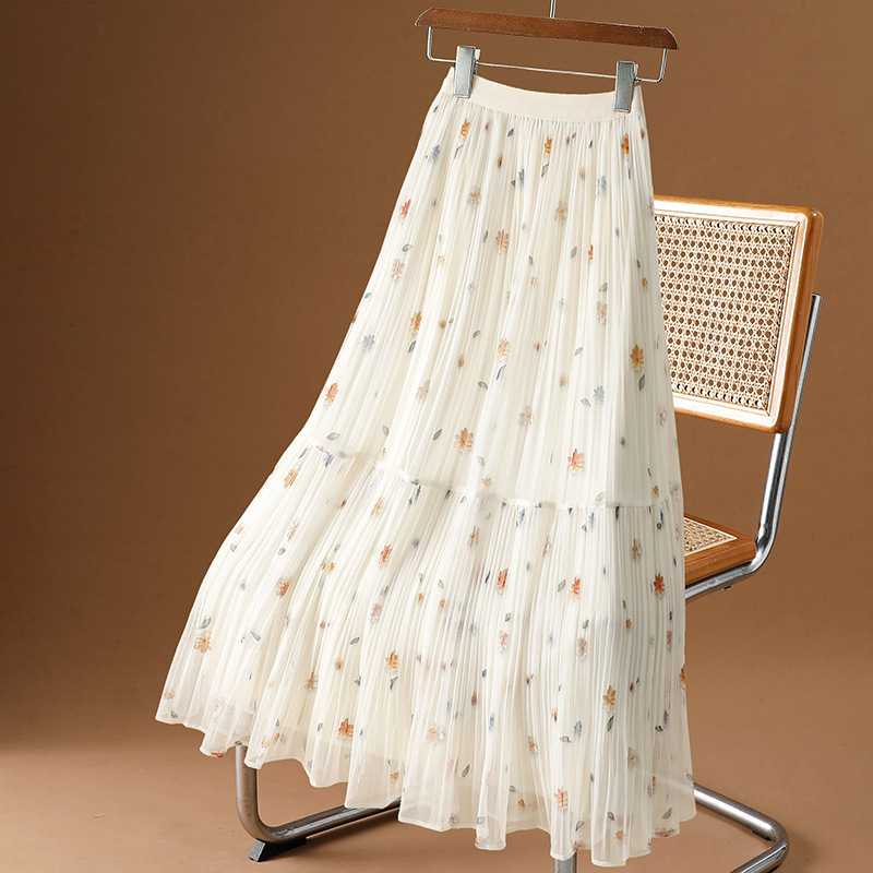 プリーツスカートが似合わない悩みを解決!理想のプリーツスカート5選