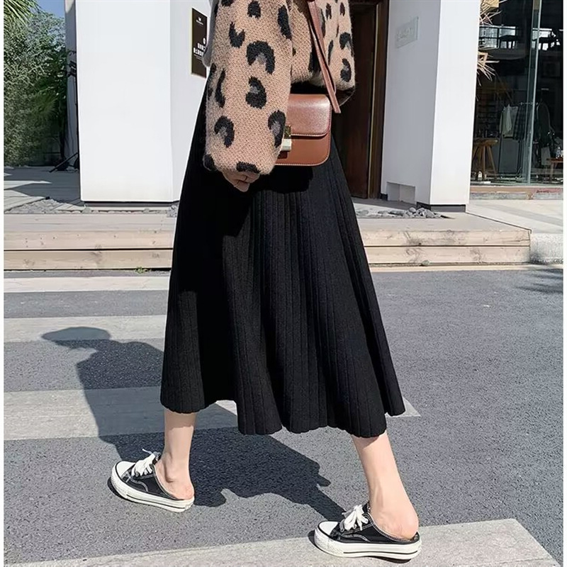 ニット素材プリーツスカート きれいめロング丈