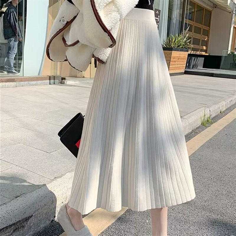 ニット素材プリーツスカート きれいめロング丈