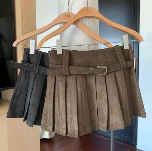 ハイウェスト二重ベルト付きプリーツスカート