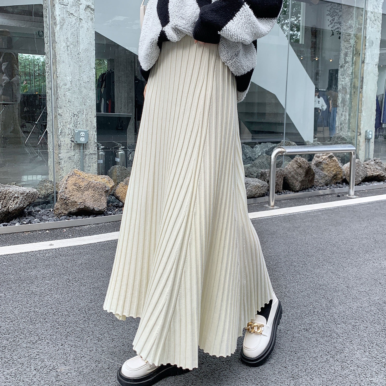 プリーツスカート 優美なプリーツロングスカート