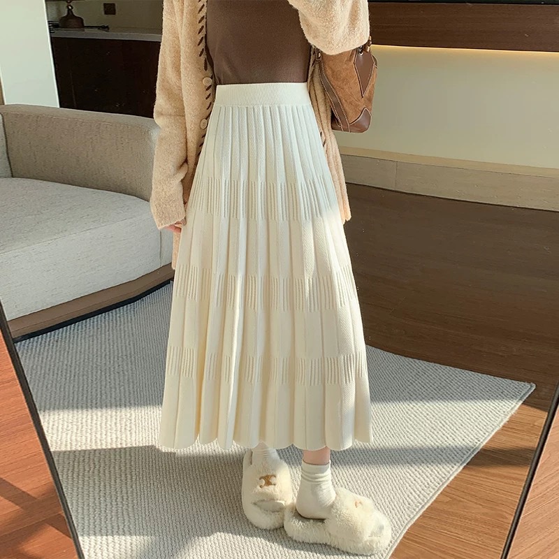 プリーツスカート 立体感のあるニットプリーツロングスカート