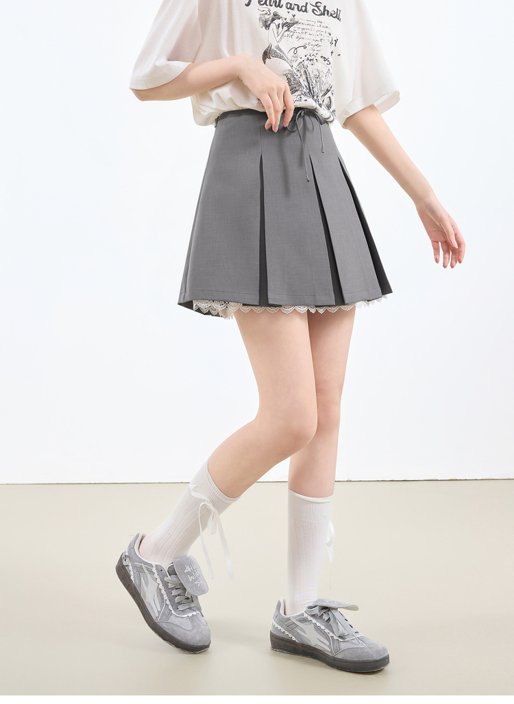 プリーツスカート レース裾付きプリーツミニスカート