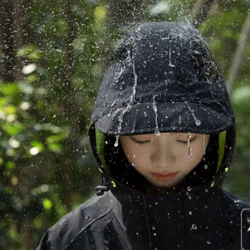 レインウェア 雨の日の冒険者 ロングレインコート