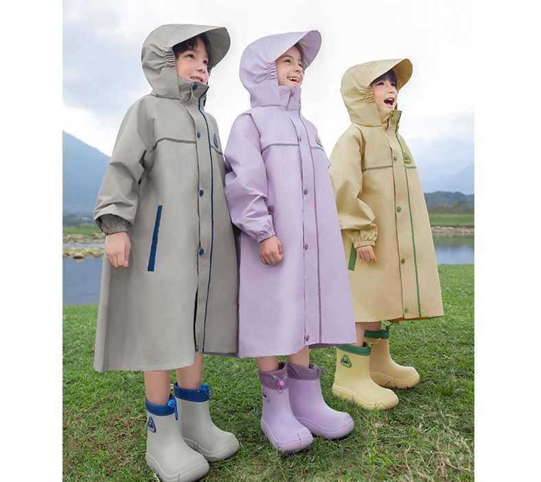雨の日の登山も楽しく！子どもが笑顔になるキッズレインウェアおすすめ5選