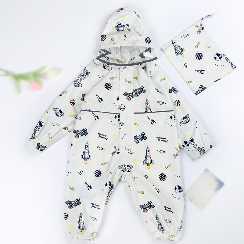 宇宙柄フード付きつなぎ型レインウェア