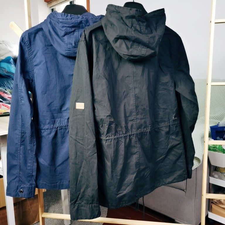 レインウェア 多機能ポケット付き撥水フード付きレインジャケット